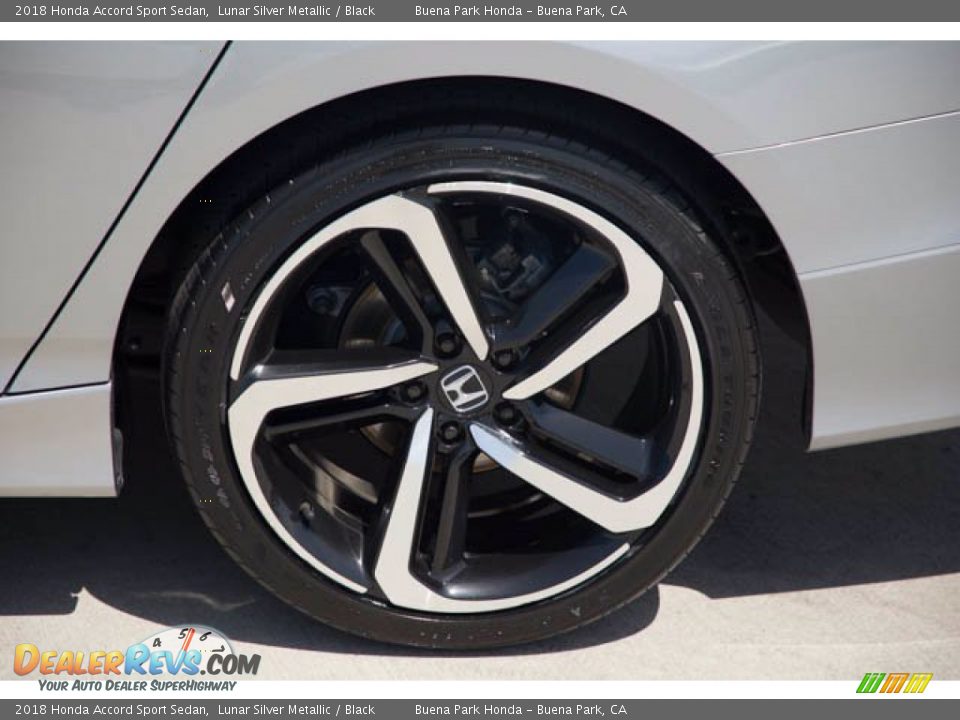 2018 Honda Accord Sport Sedan Lunar Silver Metallic / Black Photo #36