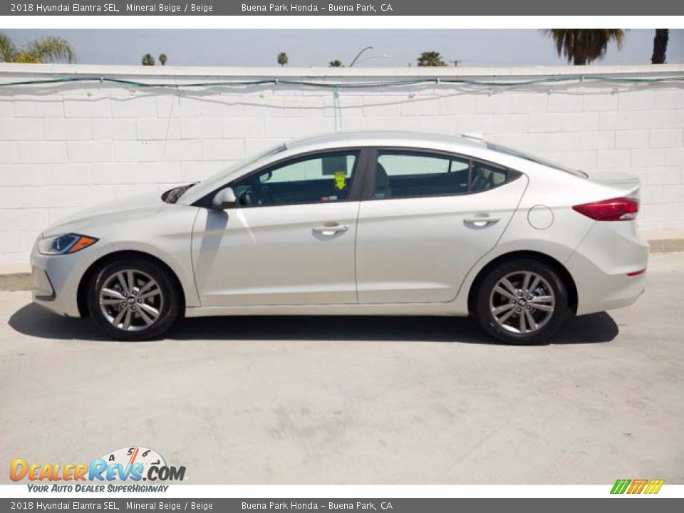 2018 Hyundai Elantra SEL Mineral Beige / Beige Photo #10