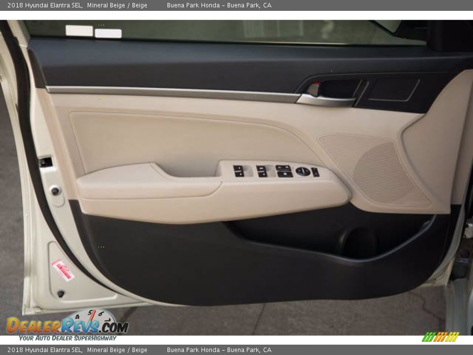 2018 Hyundai Elantra SEL Mineral Beige / Beige Photo #29