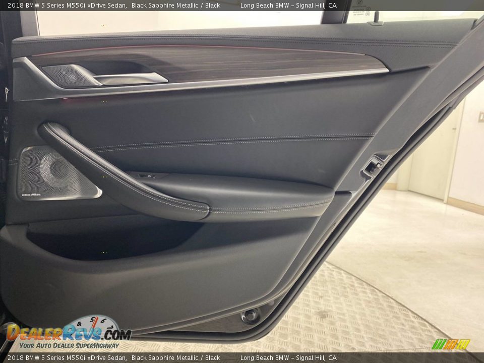 2018 BMW 5 Series M550i xDrive Sedan Black Sapphire Metallic / Black Photo #35
