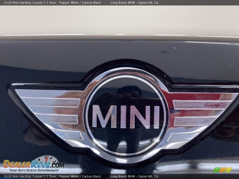 2018 Mini Hardtop Cooper S 2 Door Pepper White / Carbon Black Photo #10