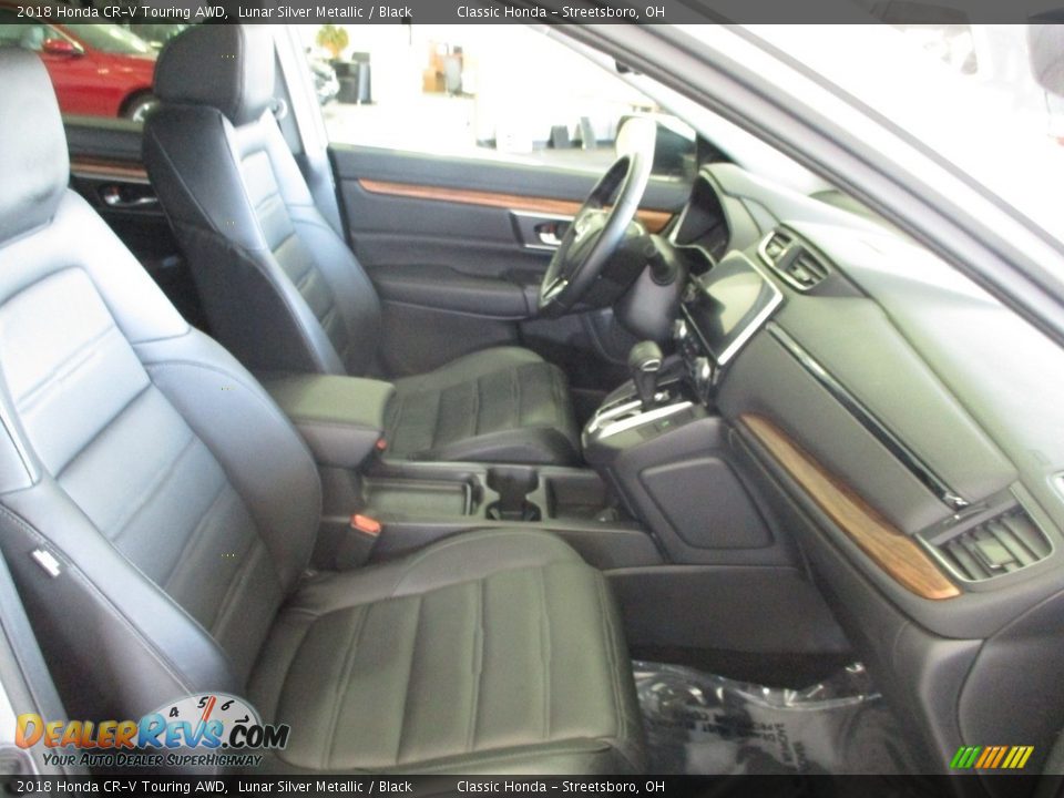 2018 Honda CR-V Touring AWD Lunar Silver Metallic / Black Photo #17
