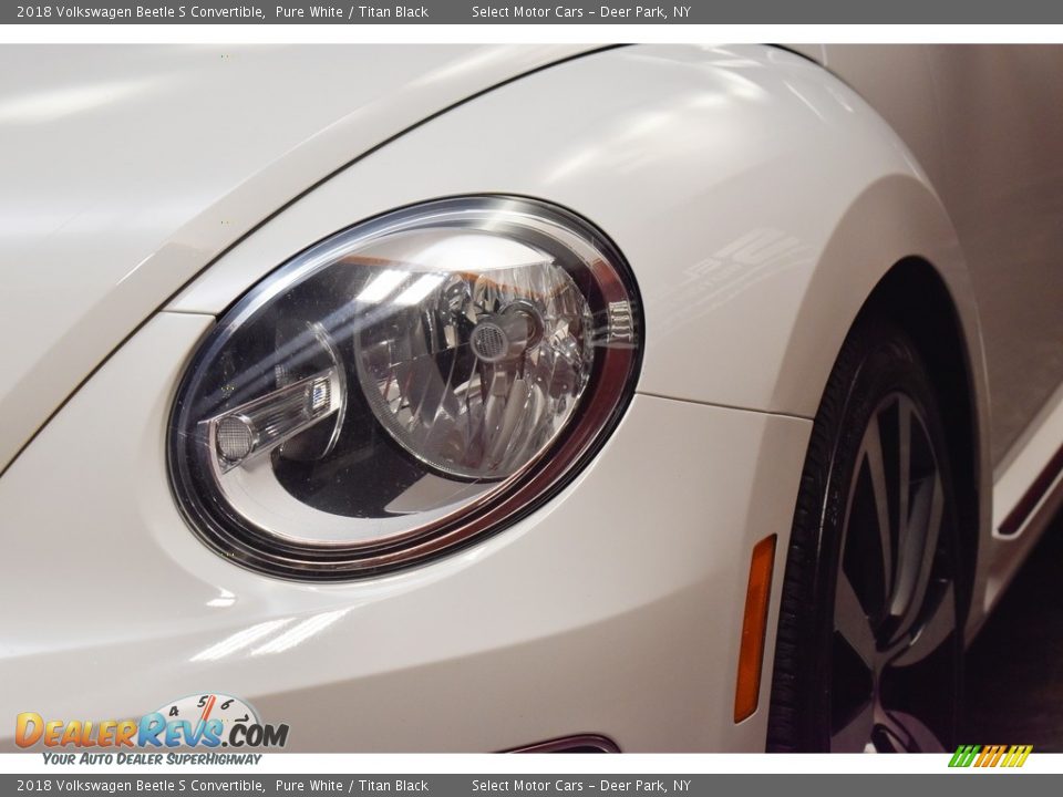 2018 Volkswagen Beetle S Convertible Pure White / Titan Black Photo #9