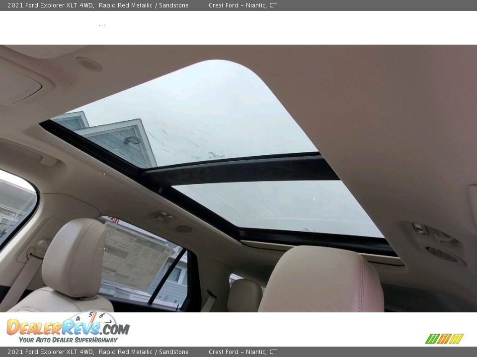 2021 Ford Explorer XLT 4WD Rapid Red Metallic / Sandstone Photo #17