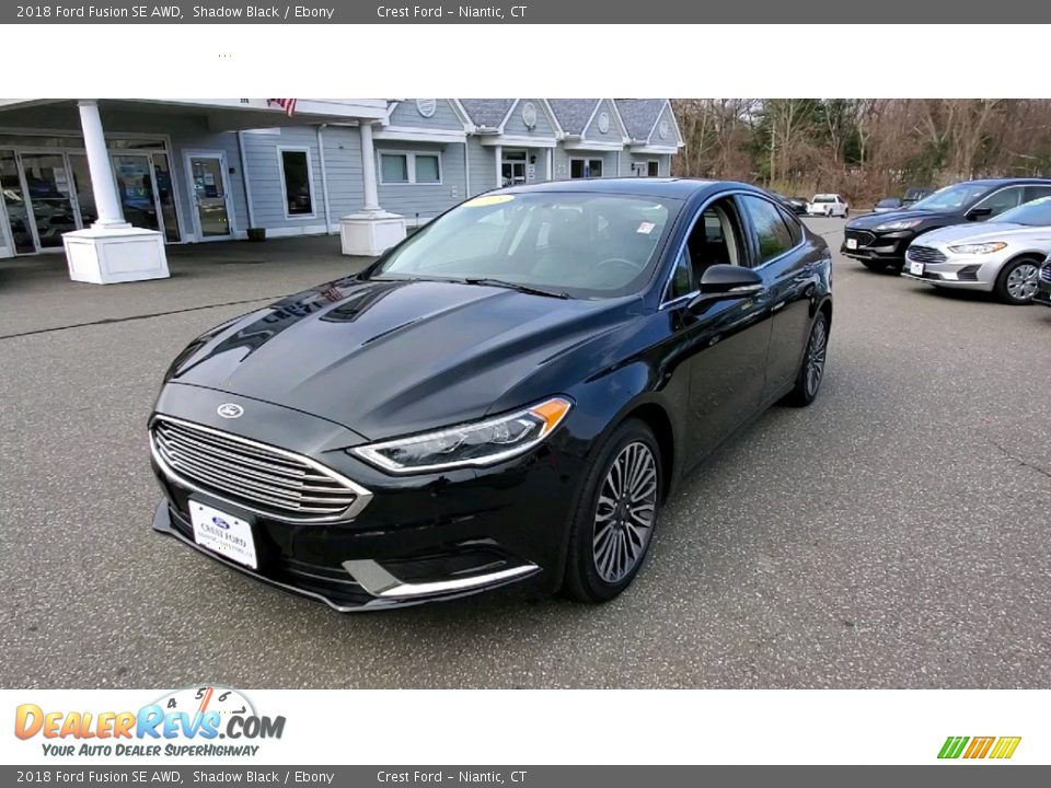 Front 3/4 View of 2018 Ford Fusion SE AWD Photo #3
