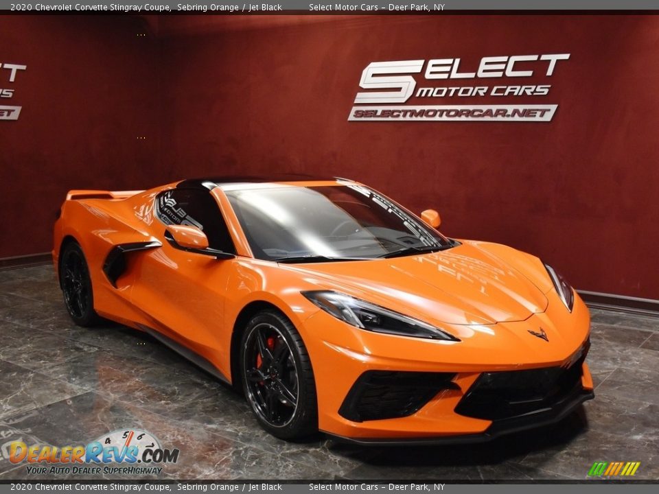 Front 3/4 View of 2020 Chevrolet Corvette Stingray Coupe Photo #3