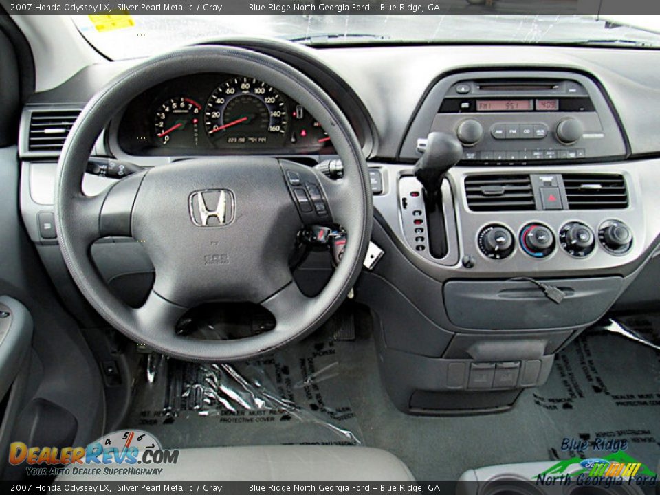 2007 Honda Odyssey LX Silver Pearl Metallic / Gray Photo #12