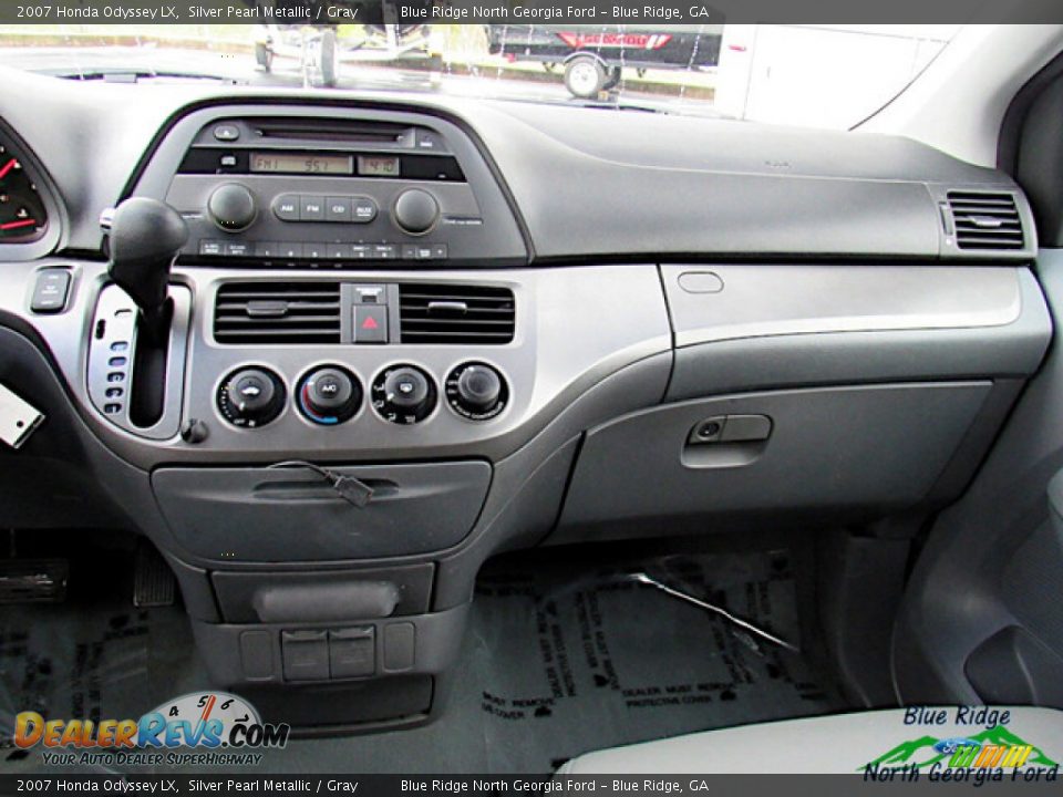2007 Honda Odyssey LX Silver Pearl Metallic / Gray Photo #13