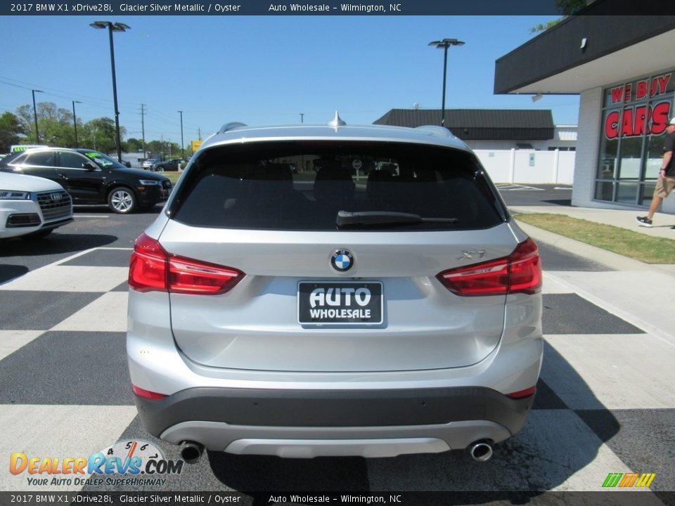 2017 BMW X1 xDrive28i Glacier Silver Metallic / Oyster Photo #4