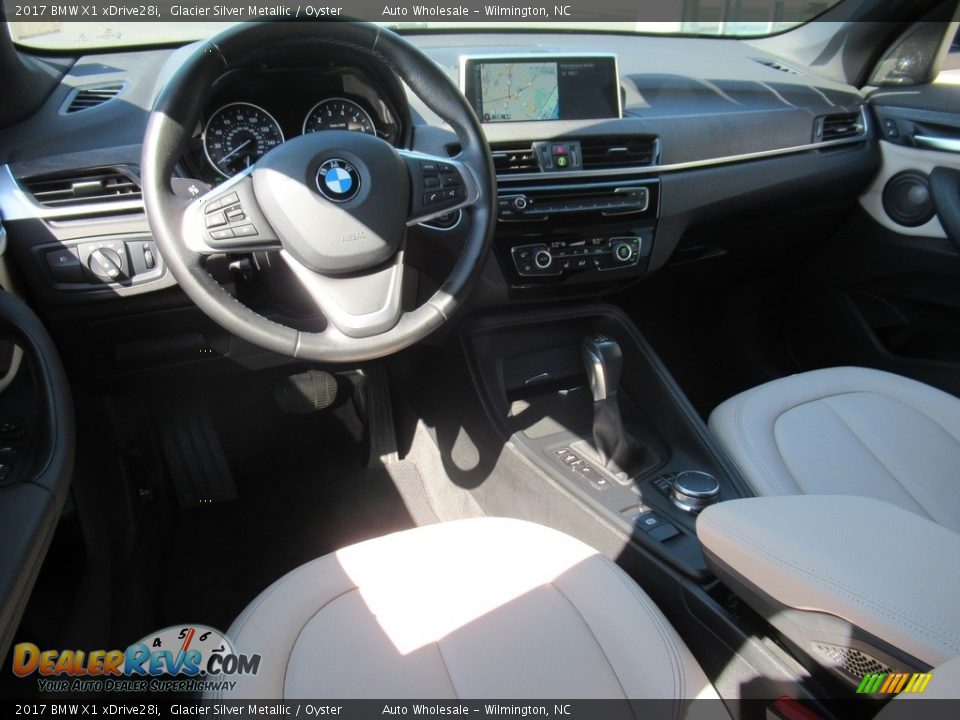 2017 BMW X1 xDrive28i Glacier Silver Metallic / Oyster Photo #14