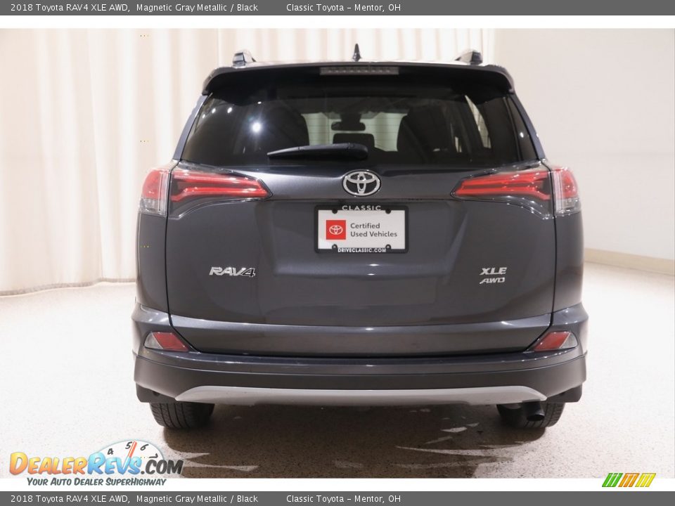 2018 Toyota RAV4 XLE AWD Magnetic Gray Metallic / Black Photo #16