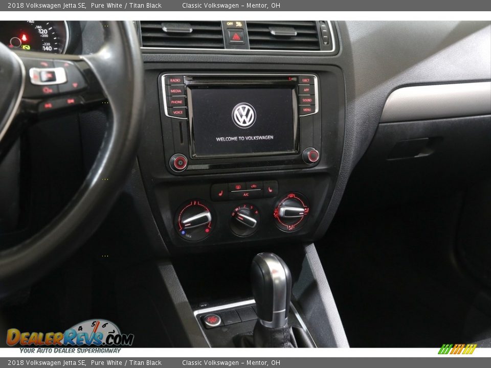 2018 Volkswagen Jetta SE Pure White / Titan Black Photo #9