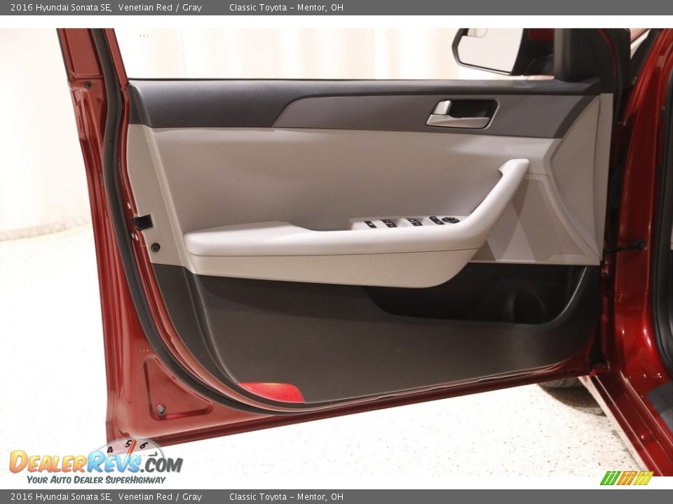 2016 Hyundai Sonata SE Venetian Red / Gray Photo #4