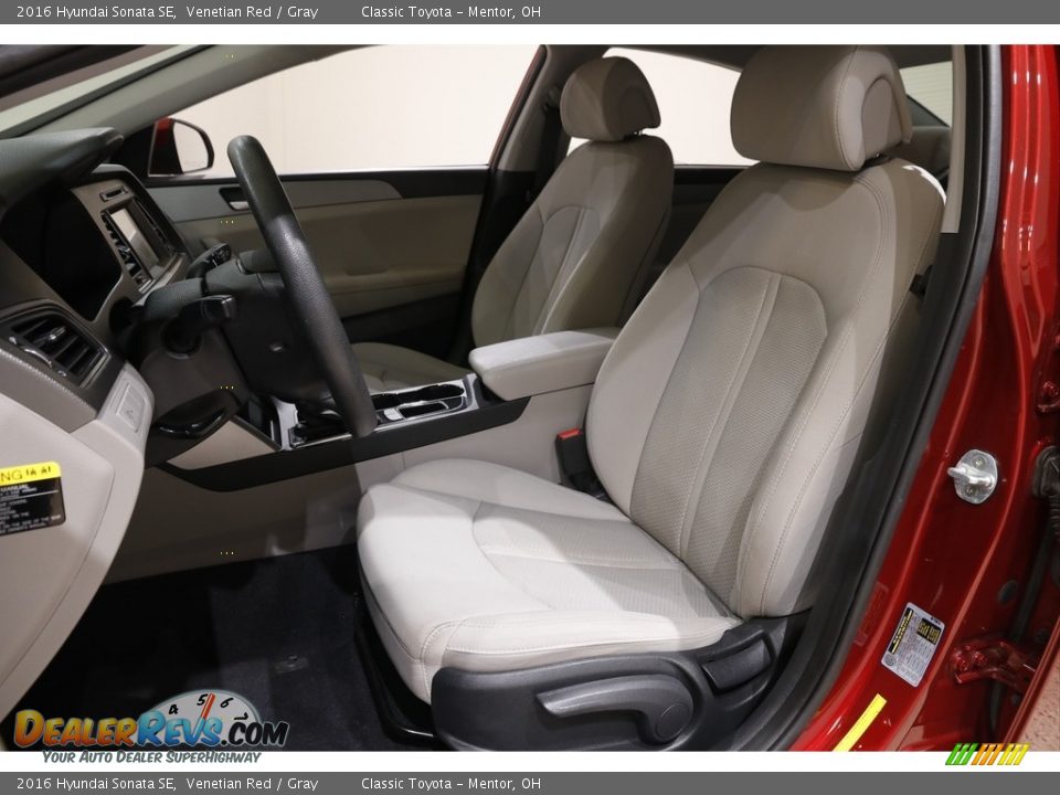 2016 Hyundai Sonata SE Venetian Red / Gray Photo #5