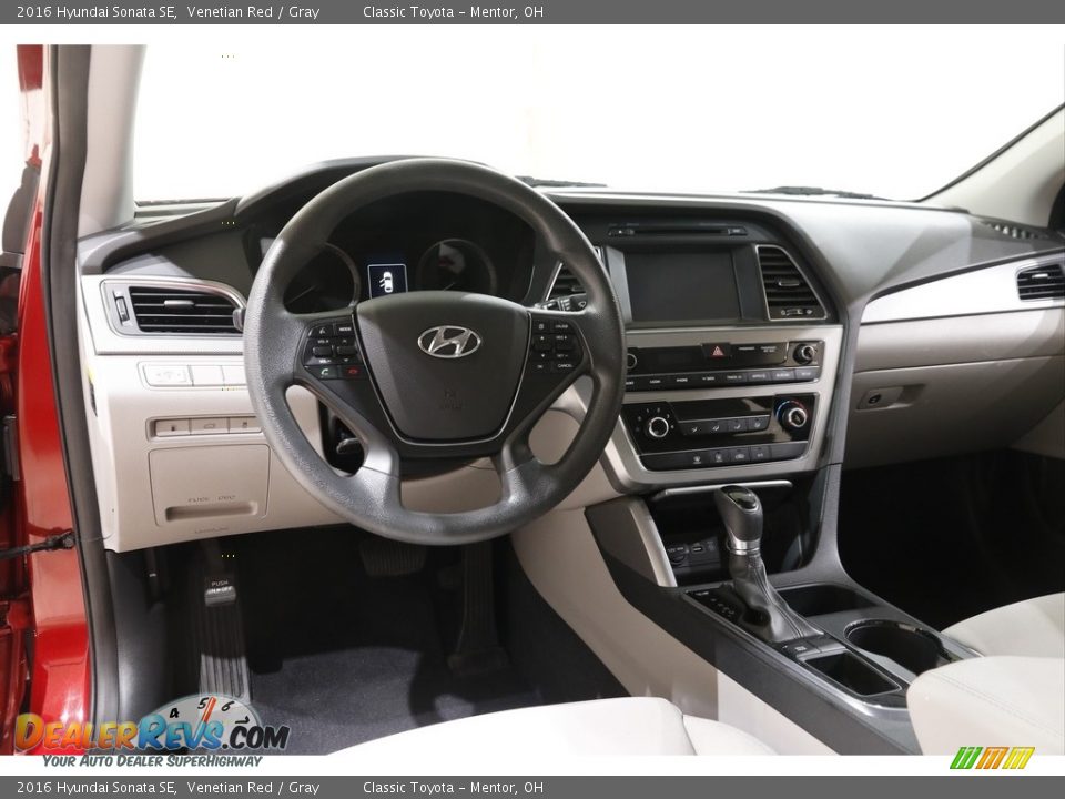 2016 Hyundai Sonata SE Venetian Red / Gray Photo #6