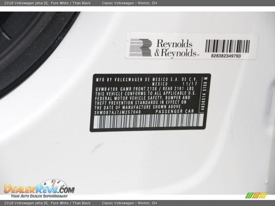 2018 Volkswagen Jetta SE Pure White / Titan Black Photo #18