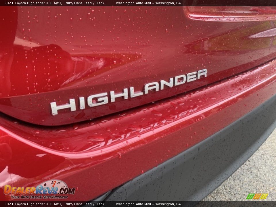 2021 Toyota Highlander XLE AWD Ruby Flare Pearl / Black Photo #23