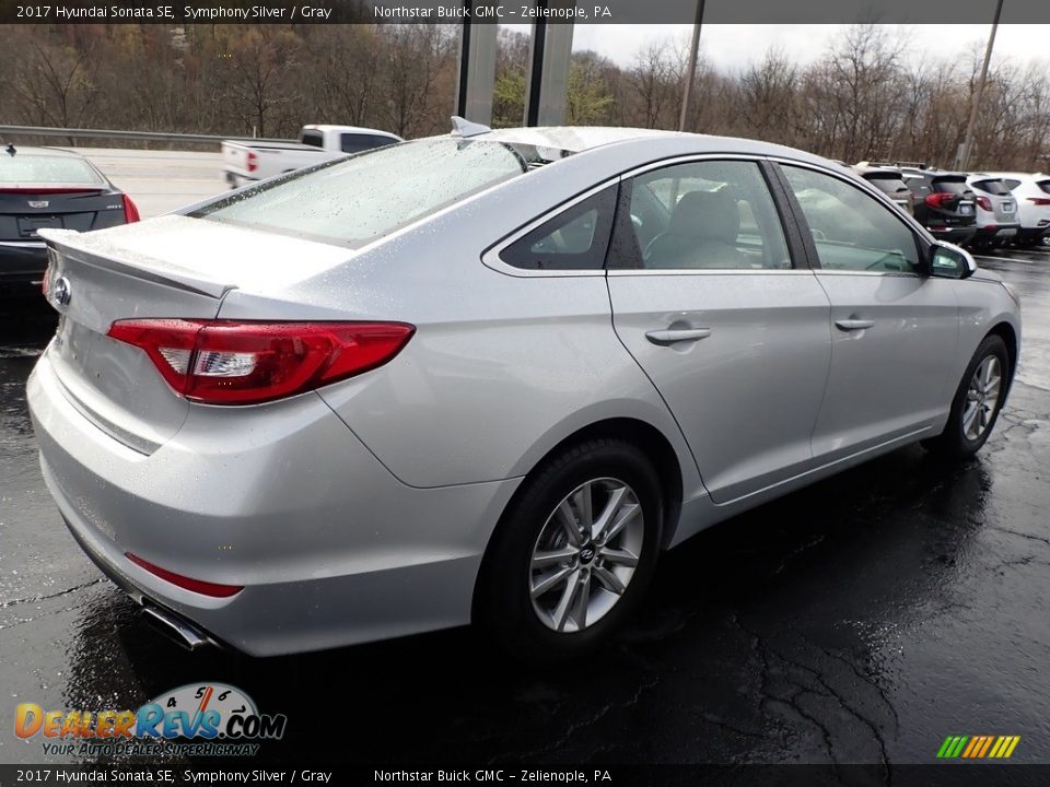 2017 Hyundai Sonata SE Symphony Silver / Gray Photo #9