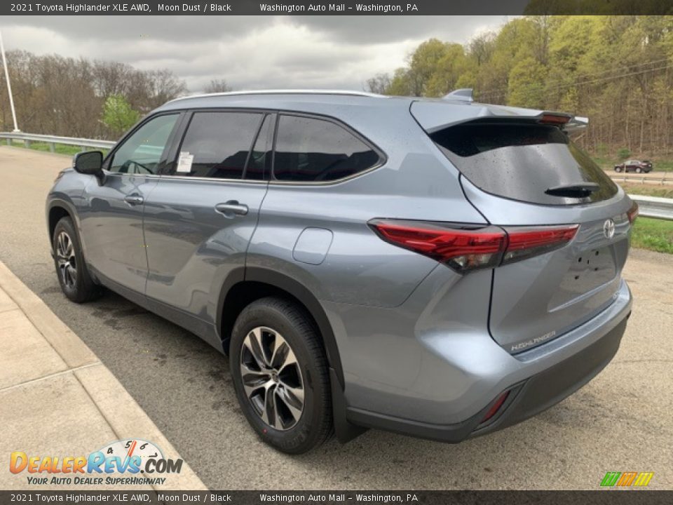 2021 Toyota Highlander XLE AWD Moon Dust / Black Photo #2