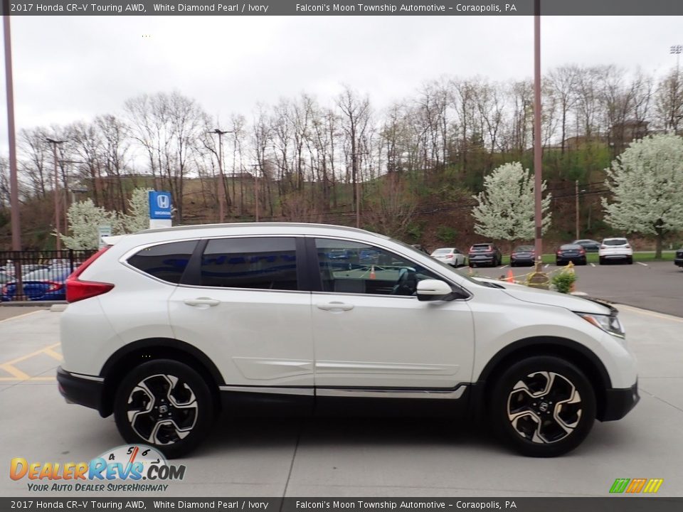 2017 Honda CR-V Touring AWD White Diamond Pearl / Ivory Photo #6