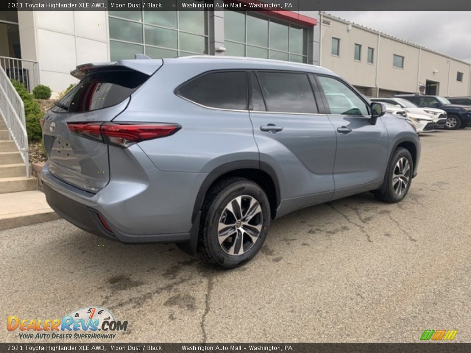 2021 Toyota Highlander XLE AWD Moon Dust / Black Photo #14