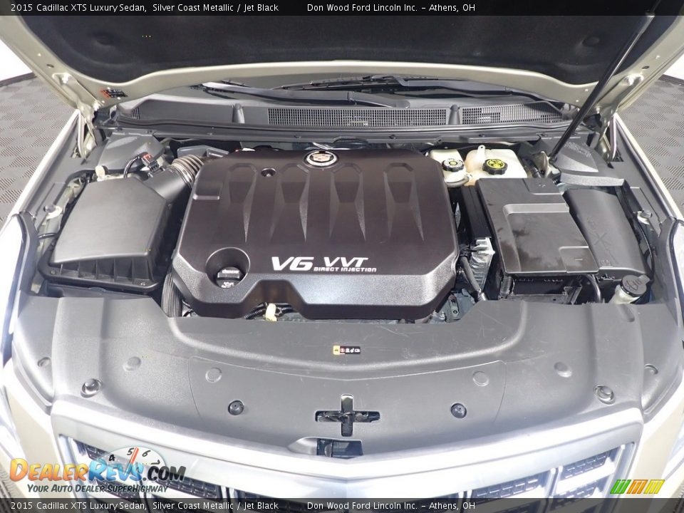 2015 Cadillac XTS Luxury Sedan Silver Coast Metallic / Jet Black Photo #8