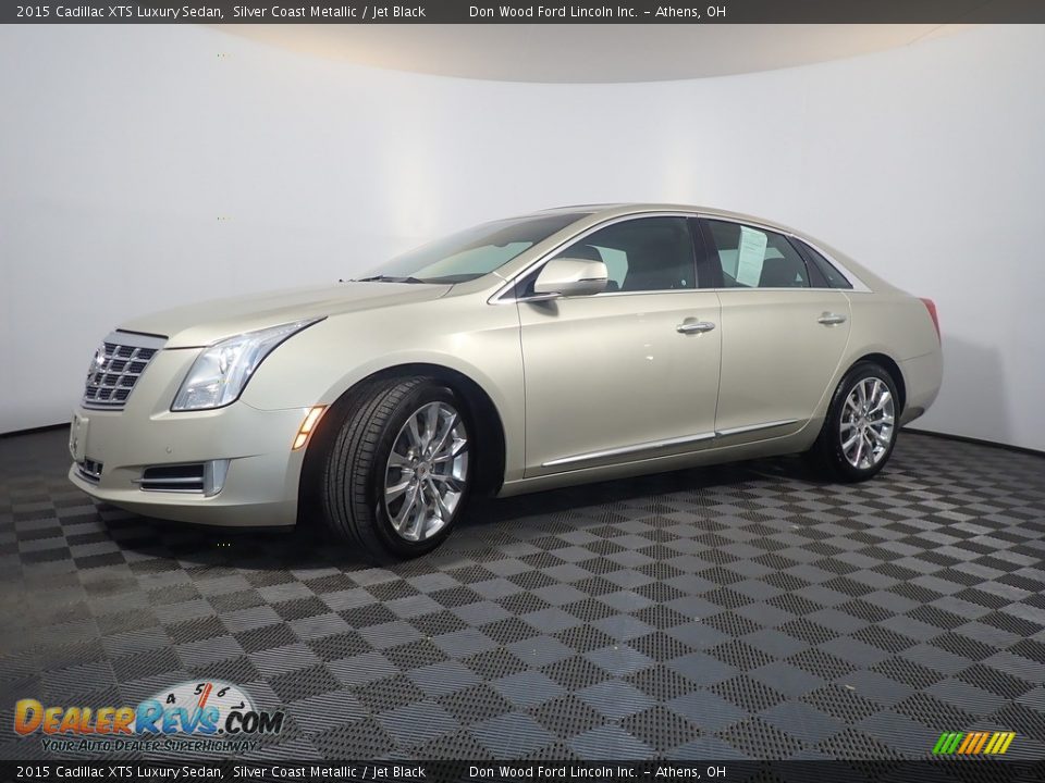 2015 Cadillac XTS Luxury Sedan Silver Coast Metallic / Jet Black Photo #9