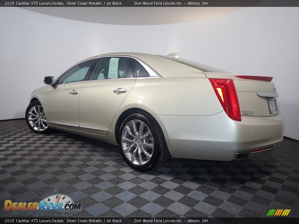 2015 Cadillac XTS Luxury Sedan Silver Coast Metallic / Jet Black Photo #12