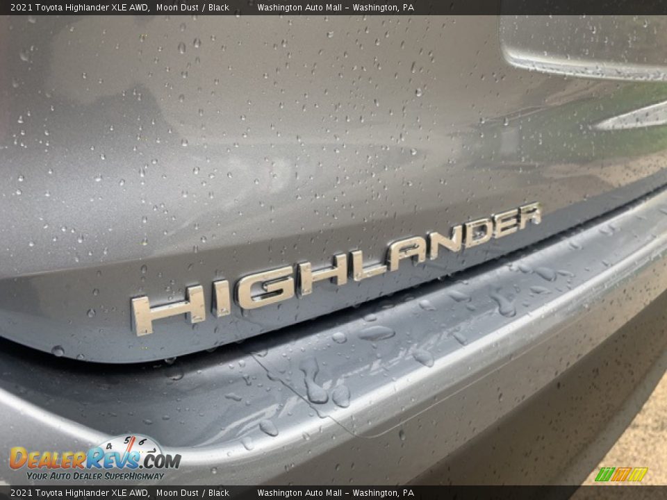 2021 Toyota Highlander XLE AWD Moon Dust / Black Photo #28