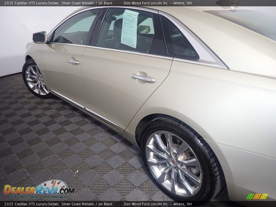 2015 Cadillac XTS Luxury Sedan Silver Coast Metallic / Jet Black Photo #19