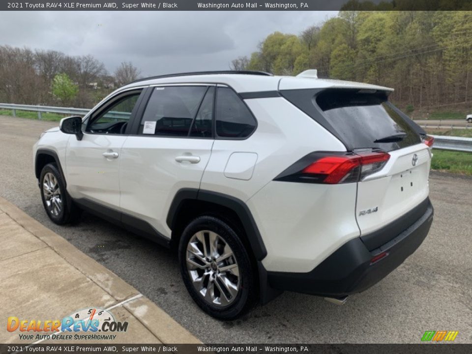 2021 Toyota RAV4 XLE Premium AWD Super White / Black Photo #2