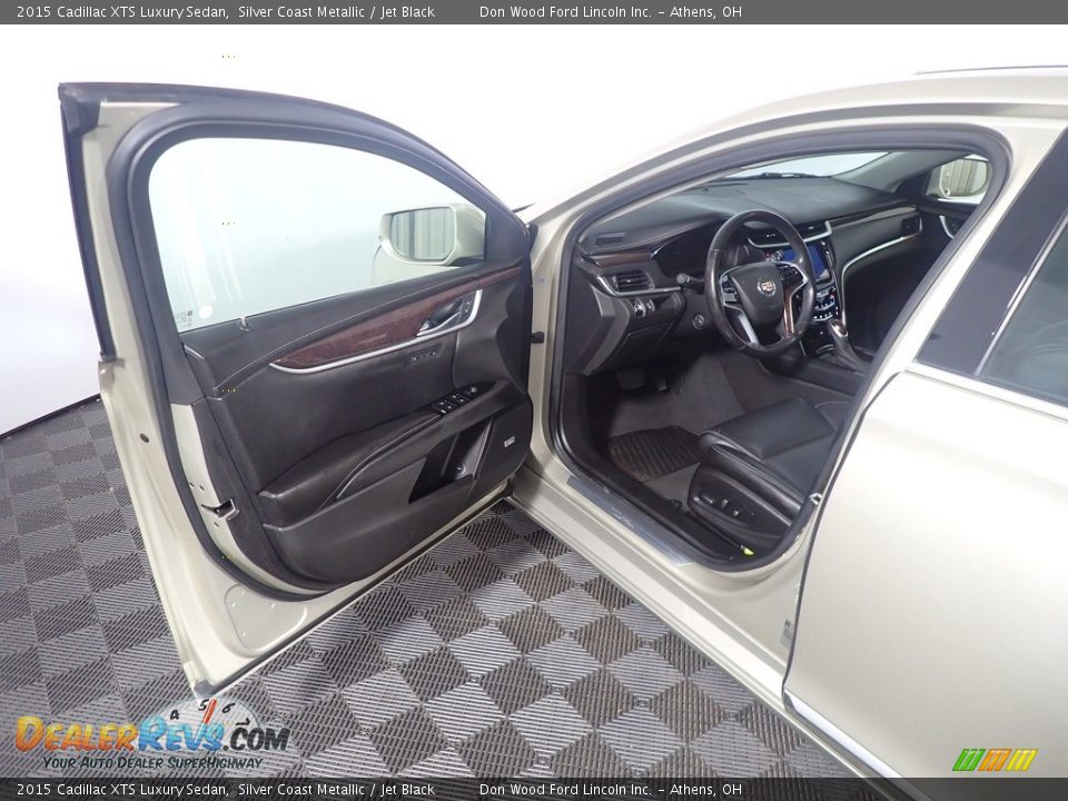 2015 Cadillac XTS Luxury Sedan Silver Coast Metallic / Jet Black Photo #21