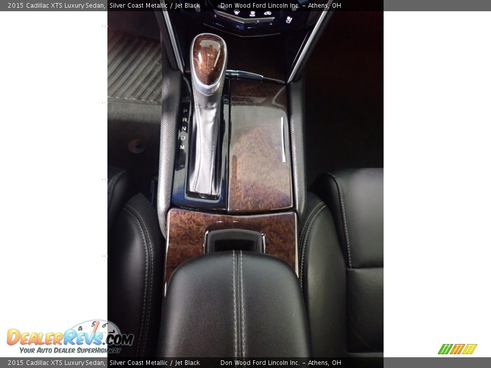 2015 Cadillac XTS Luxury Sedan Silver Coast Metallic / Jet Black Photo #31