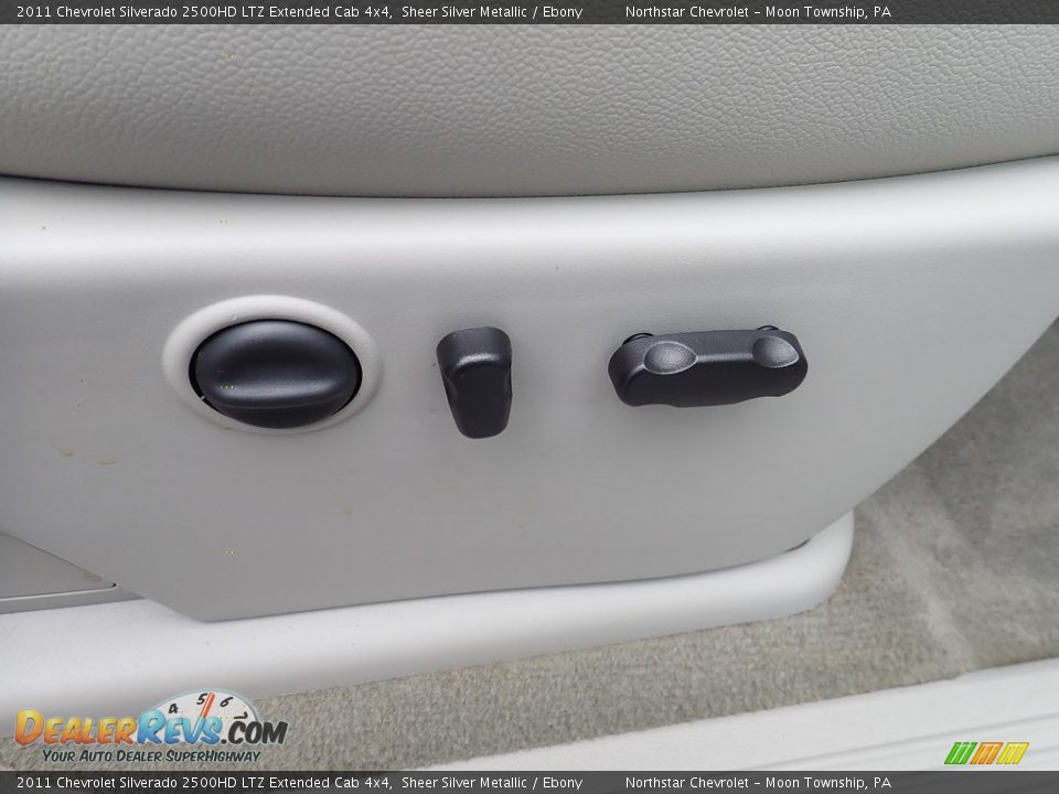 Front Seat of 2011 Chevrolet Silverado 2500HD LTZ Extended Cab 4x4 Photo #16