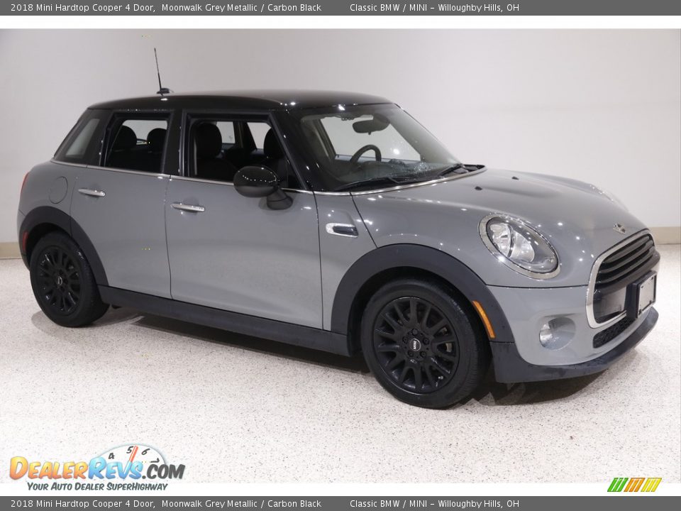 2018 Mini Hardtop Cooper 4 Door Moonwalk Grey Metallic / Carbon Black Photo #1