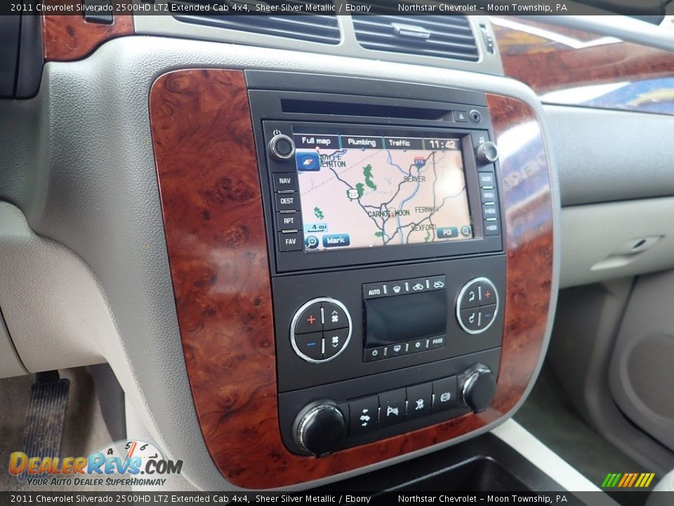 Controls of 2011 Chevrolet Silverado 2500HD LTZ Extended Cab 4x4 Photo #27