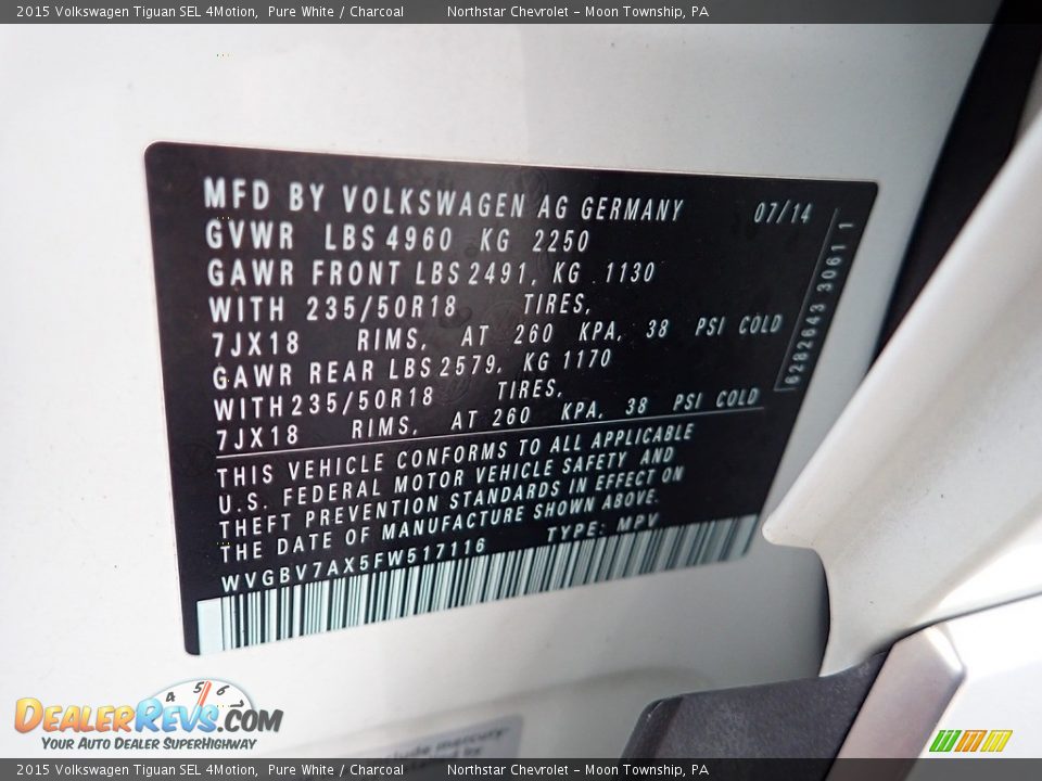 2015 Volkswagen Tiguan SEL 4Motion Pure White / Charcoal Photo #28
