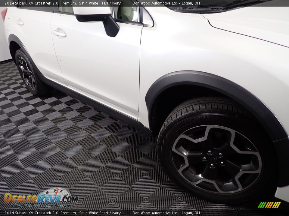2014 Subaru XV Crosstrek 2.0i Premium Satin White Pearl / Ivory Photo #3