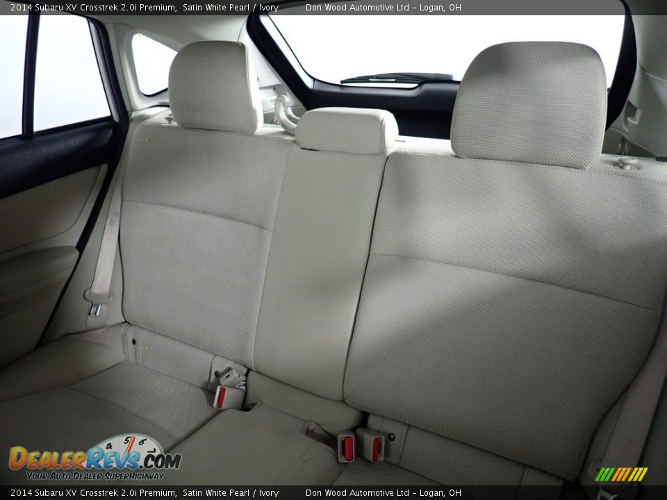 2014 Subaru XV Crosstrek 2.0i Premium Satin White Pearl / Ivory Photo #32