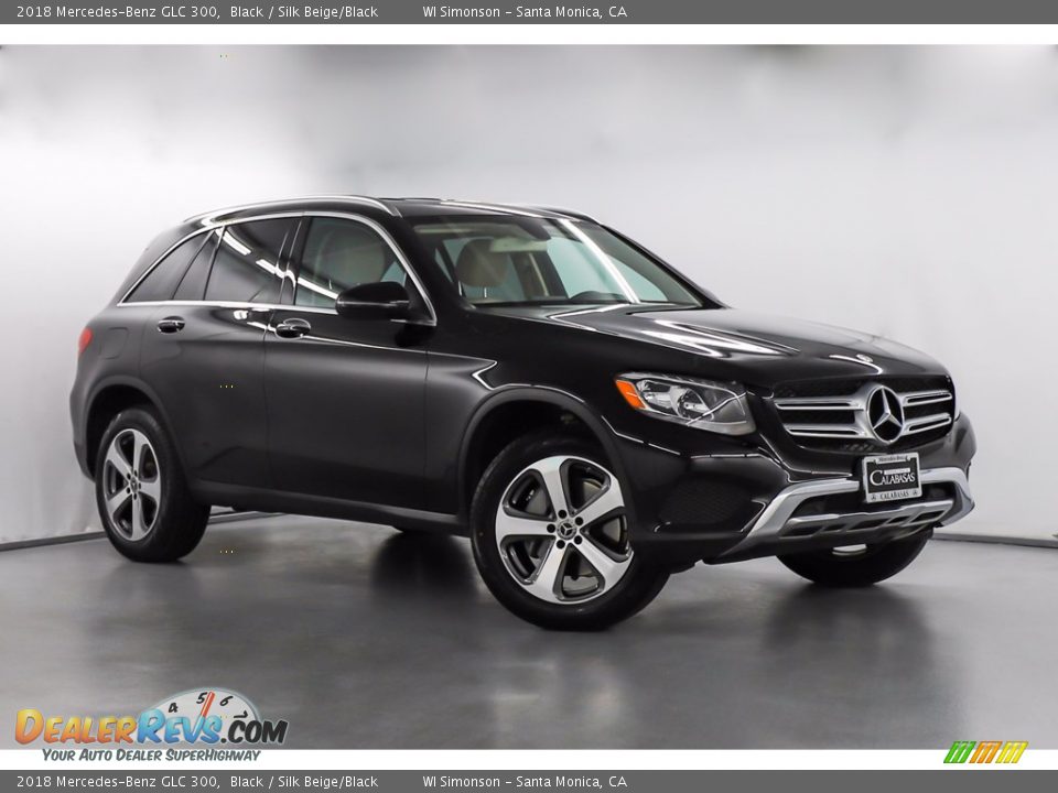 2018 Mercedes-Benz GLC 300 Black / Silk Beige/Black Photo #2