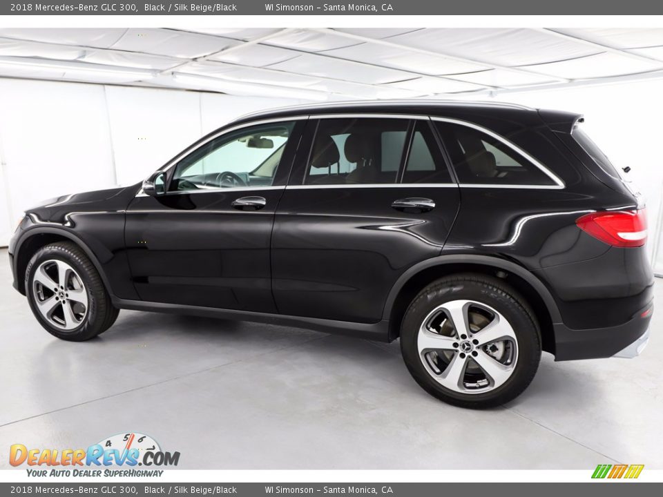 2018 Mercedes-Benz GLC 300 Black / Silk Beige/Black Photo #12