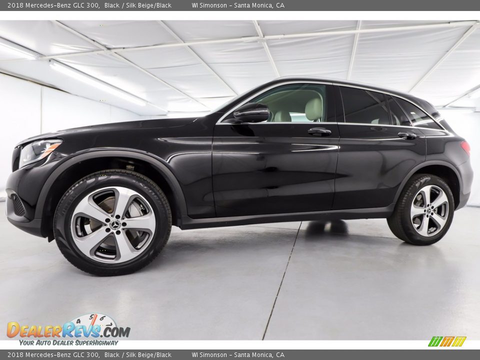 2018 Mercedes-Benz GLC 300 Black / Silk Beige/Black Photo #14