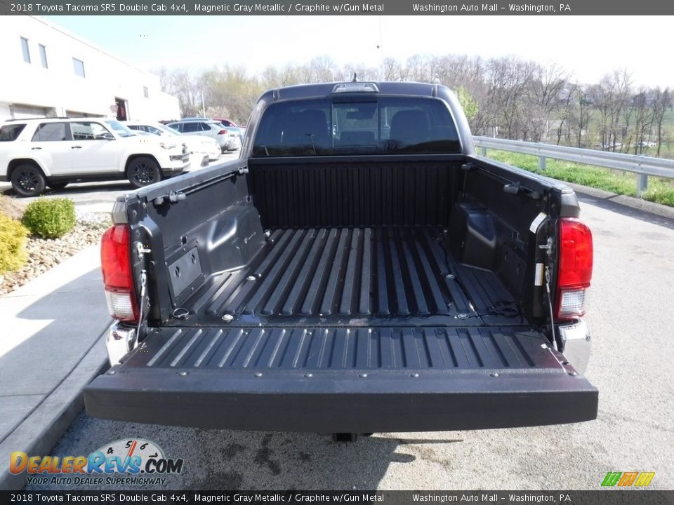 2018 Toyota Tacoma SR5 Double Cab 4x4 Magnetic Gray Metallic / Graphite w/Gun Metal Photo #17