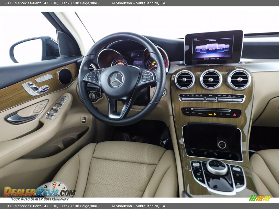 2018 Mercedes-Benz GLC 300 Black / Silk Beige/Black Photo #27