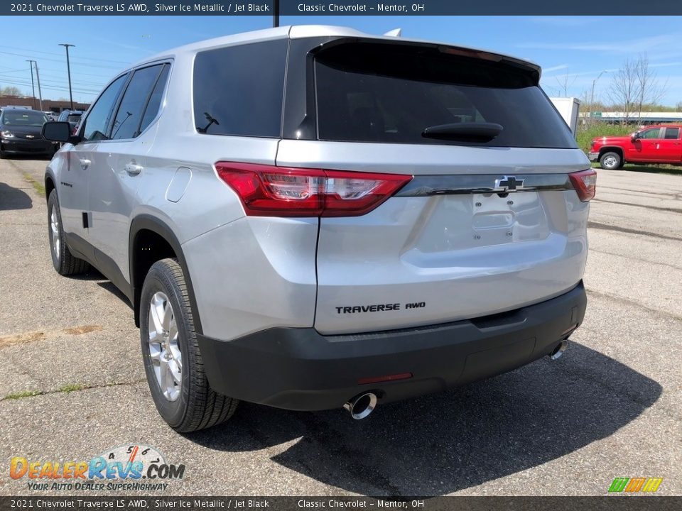 2021 Chevrolet Traverse LS AWD Silver Ice Metallic / Jet Black Photo #2