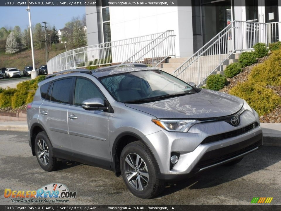 2018 Toyota RAV4 XLE AWD Silver Sky Metallic / Ash Photo #1
