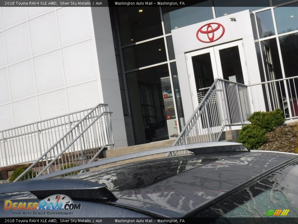 2018 Toyota RAV4 XLE AWD Silver Sky Metallic / Ash Photo #9