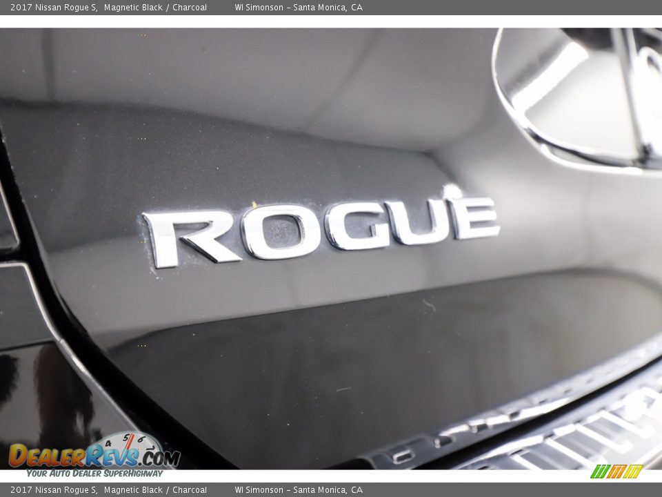 2017 Nissan Rogue S Logo Photo #10