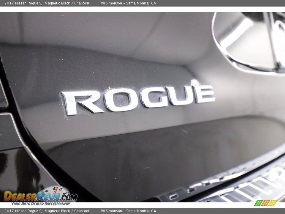 2017 Nissan Rogue S Logo Photo #10