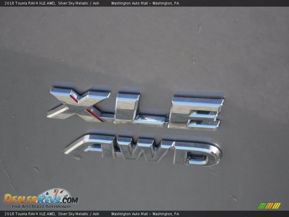 2018 Toyota RAV4 XLE AWD Silver Sky Metallic / Ash Photo #15